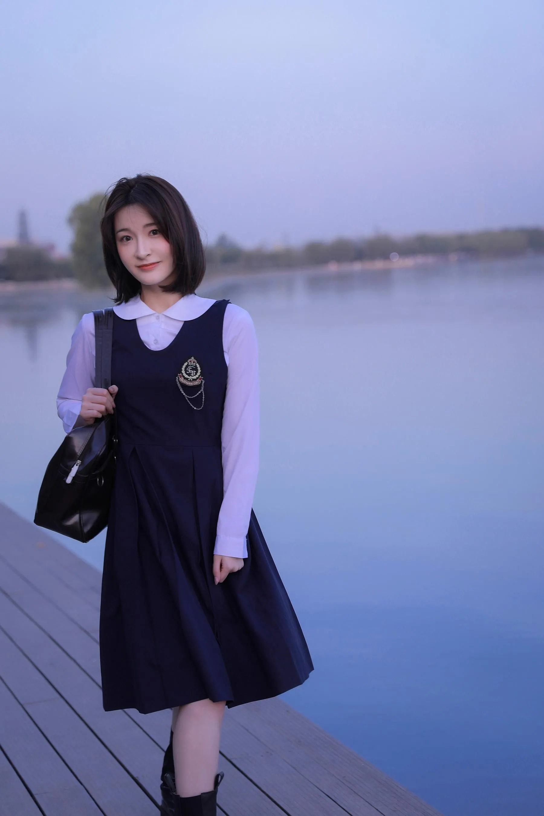 [艺图语] 2022.06.29 海边JK 君君 [20P]插图9